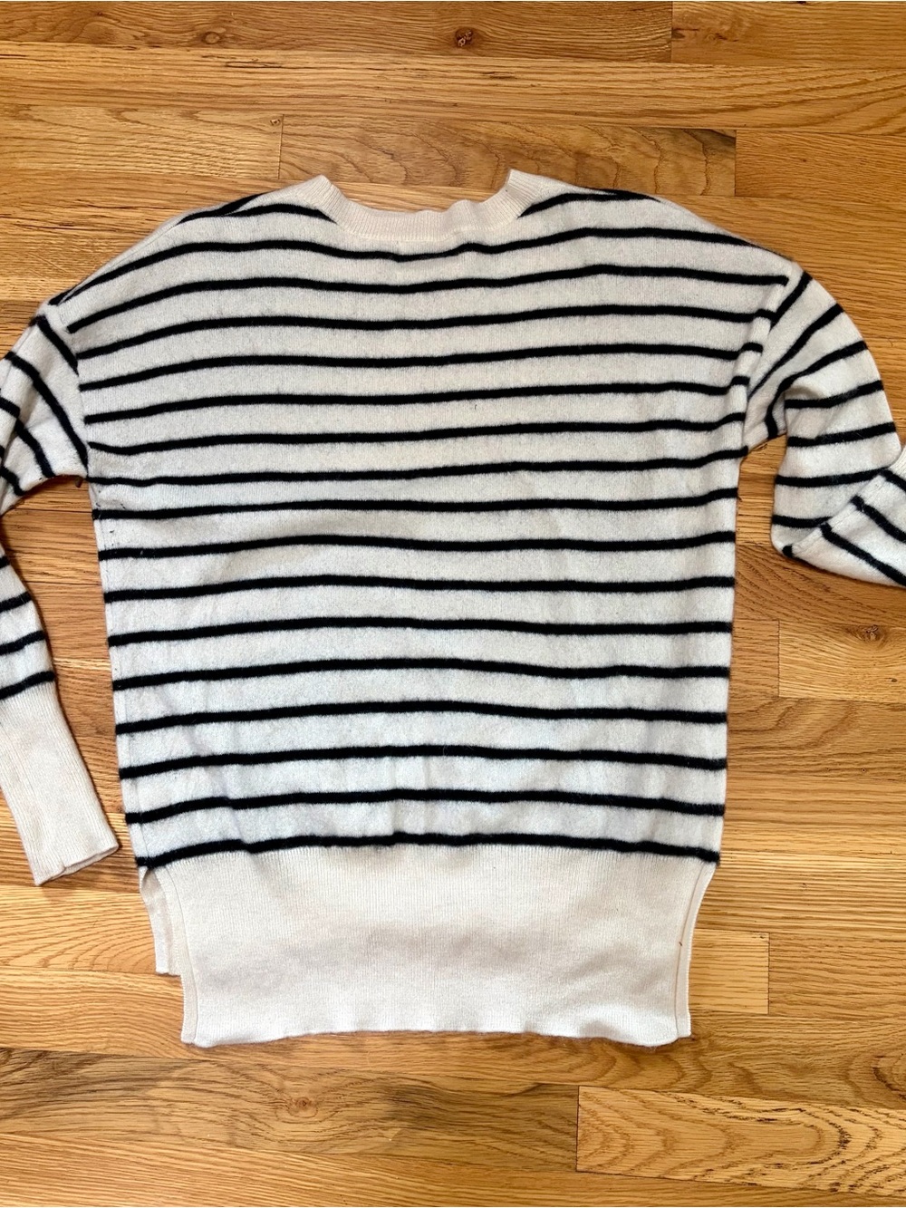 Womens Striped Crewneck Sweater - Black & cream cashmere